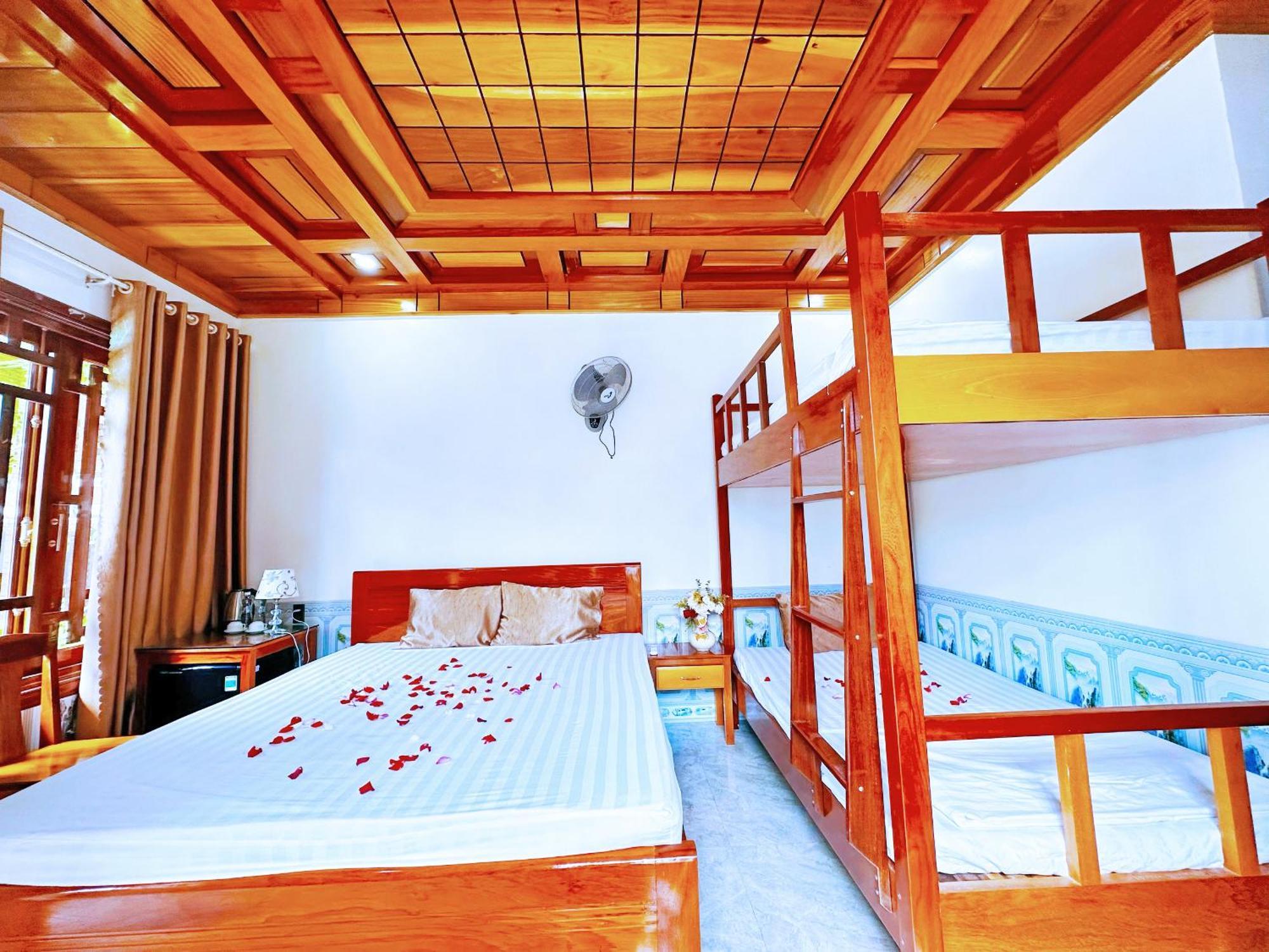 The Hill Villas Phong Nha Bagian luar foto